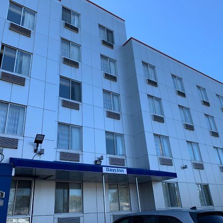 Days Inn By Wyndham Brooklyn Borough Park New York Exteriör bild