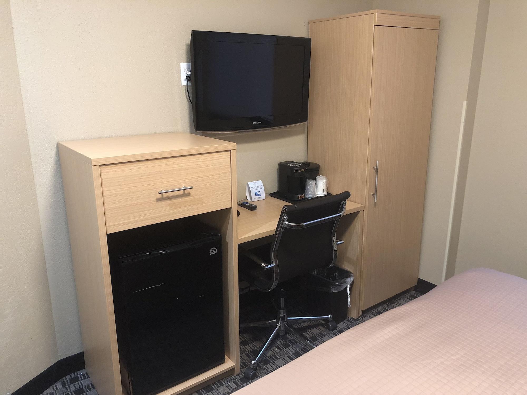 Days Inn By Wyndham Brooklyn Borough Park New York Exteriör bild