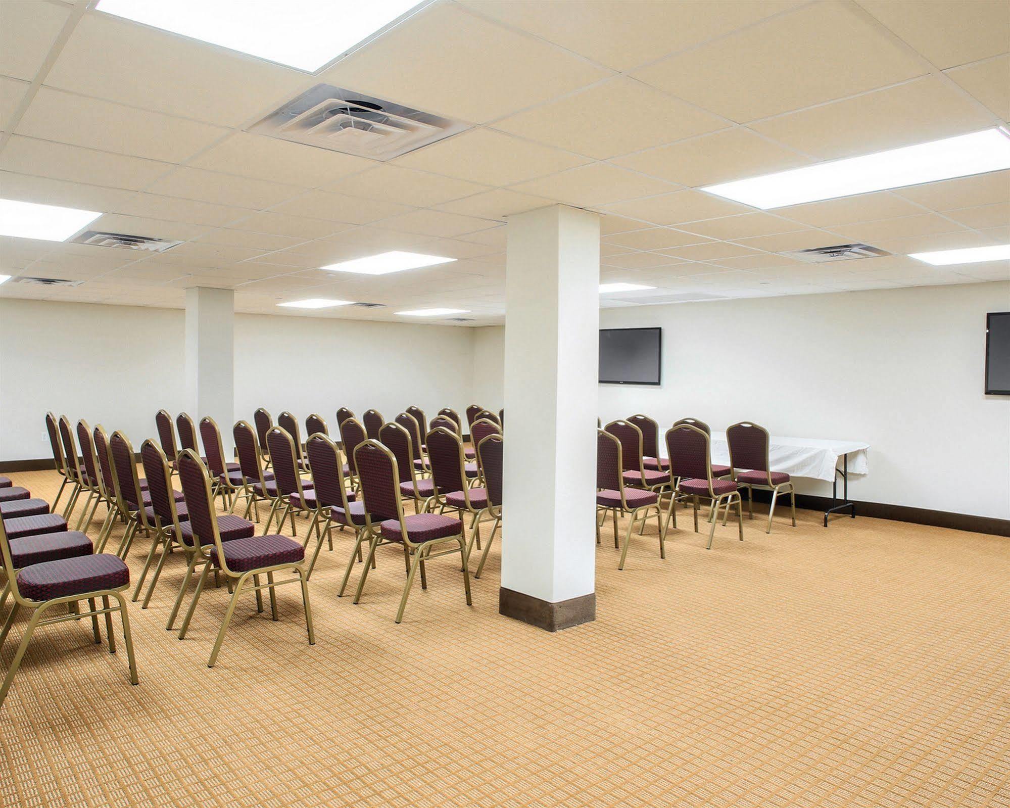 Days Inn By Wyndham Brooklyn Borough Park New York Exteriör bild