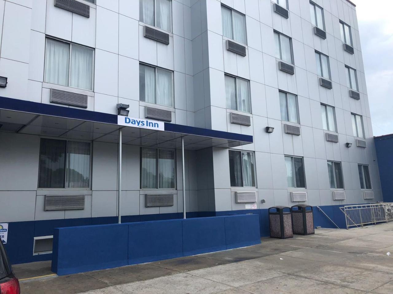 Days Inn By Wyndham Brooklyn Borough Park New York Exteriör bild