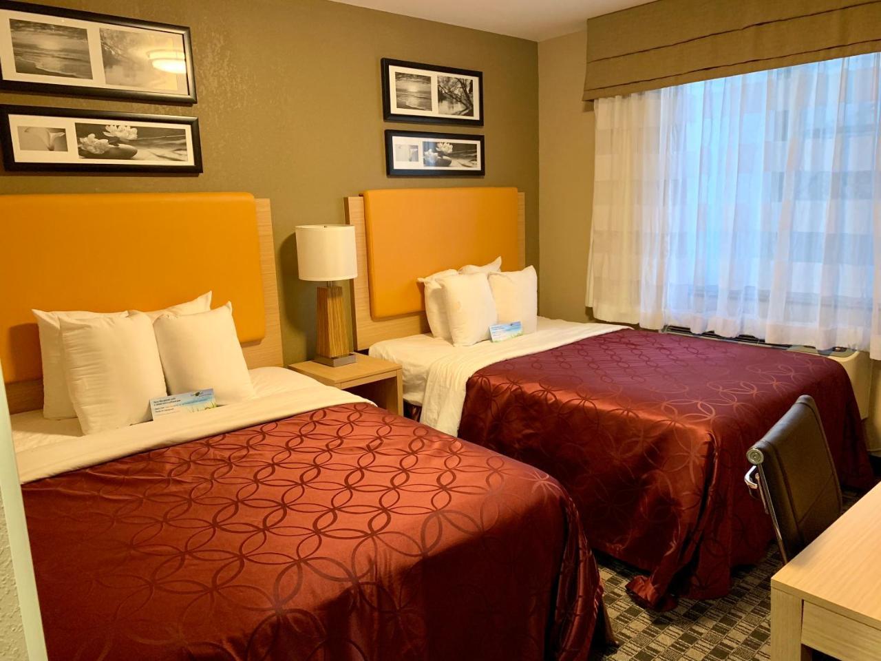 Days Inn By Wyndham Brooklyn Borough Park New York Exteriör bild