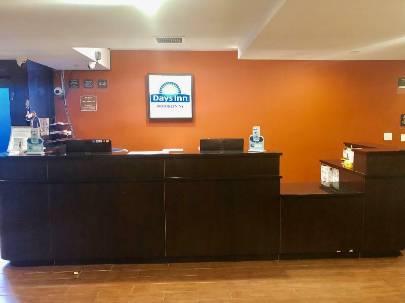Days Inn By Wyndham Brooklyn Borough Park New York Exteriör bild
